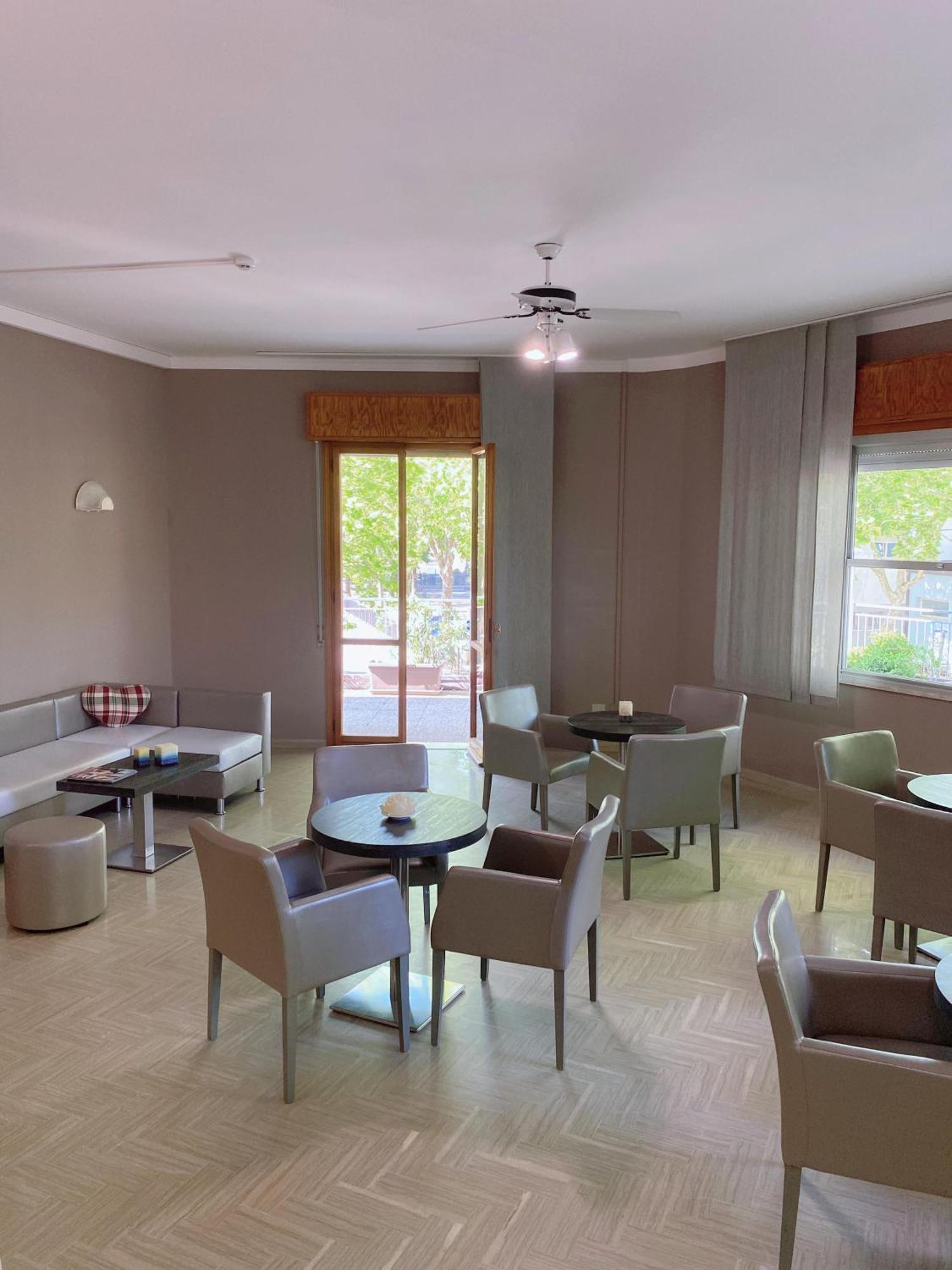 Ponente Rooms&coffee Cesenatico